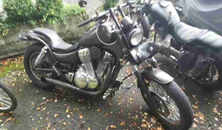 Suzuki Intruder VS 1400 4-gang