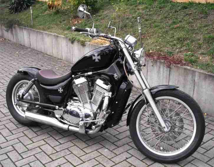 Suzuki Intruder VS 600