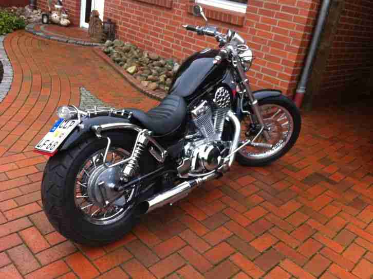Suzuki Intruder VS 750