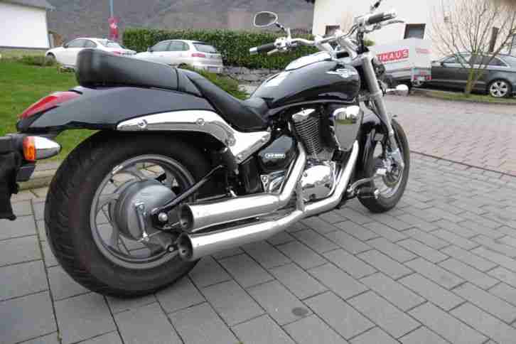 Suzuki Intruder VZ 800 M black