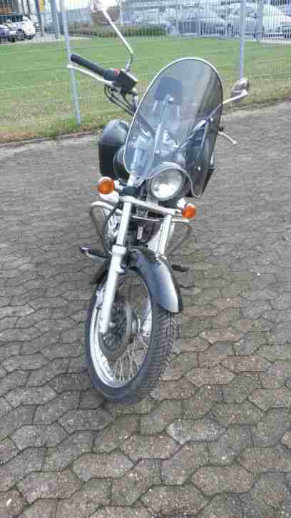 Suzuki Intruder mit tourenpaket