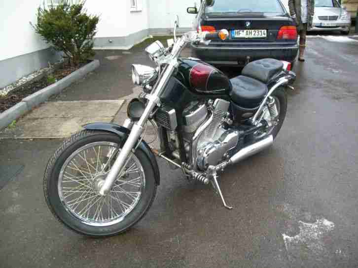 Suzuki Intuder VS 1400