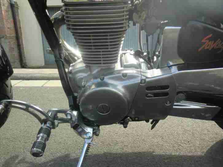 Suzuki LS 650 Savage plus zweiten Tank in Schwarz