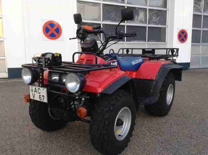 Suzuki Quad 4WD, wie NEU nur 909 km mit Schneeschild