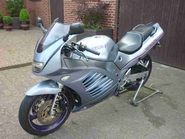 Suzuki RF 600R handlicher Sporttourer TÜV NEU 17380 KM Austauschmotor