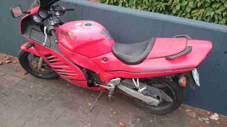 Suzuki RF600R