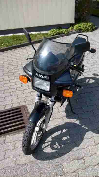 Suzuki RG 80 Bastlerfahrzeug; 79 ccm, vmax 100 bei 75kg Fahrergewicht.