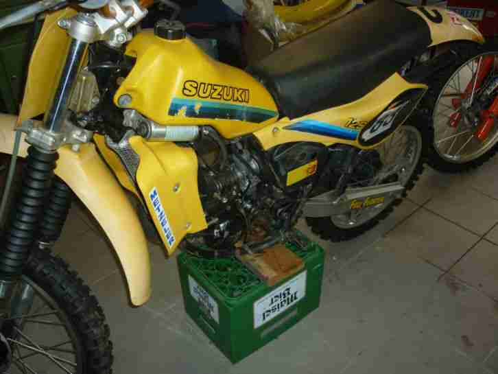 Suzuki RM 125