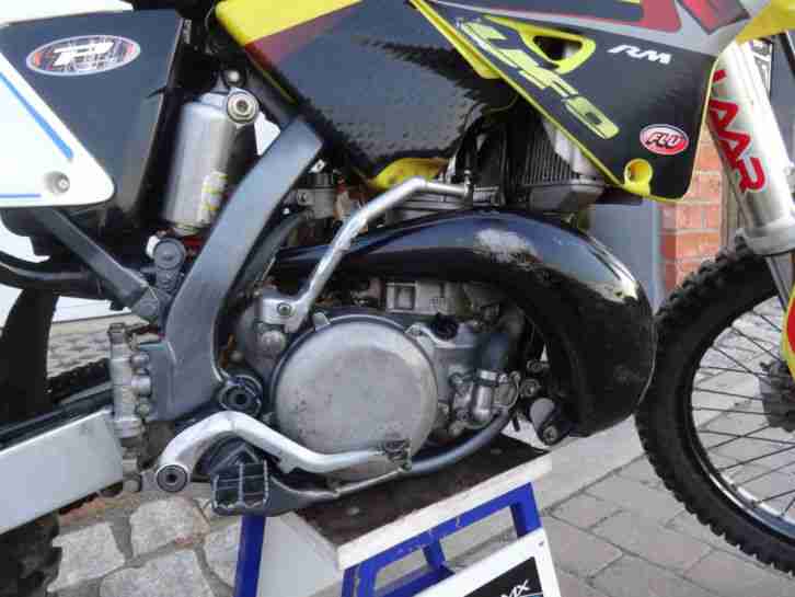 Suzuki RM 250 Motocross 2 Takt Modell 2003 56 PS