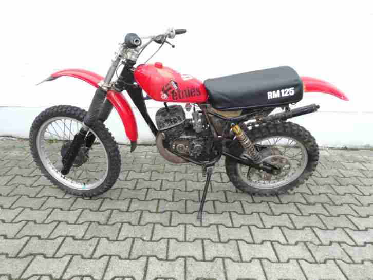 Suzuki RM125 Twin Shock 1975 Scheunenfund Teileträger Motocross MX Oldtimer