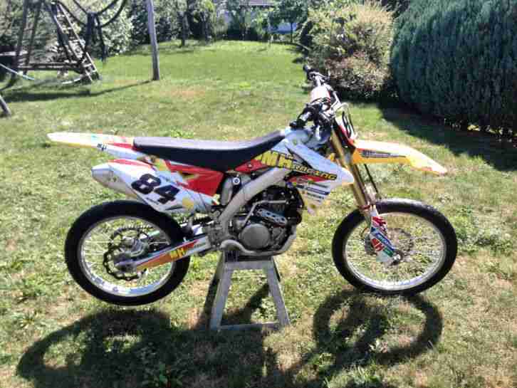 Suzuki RMZ 250