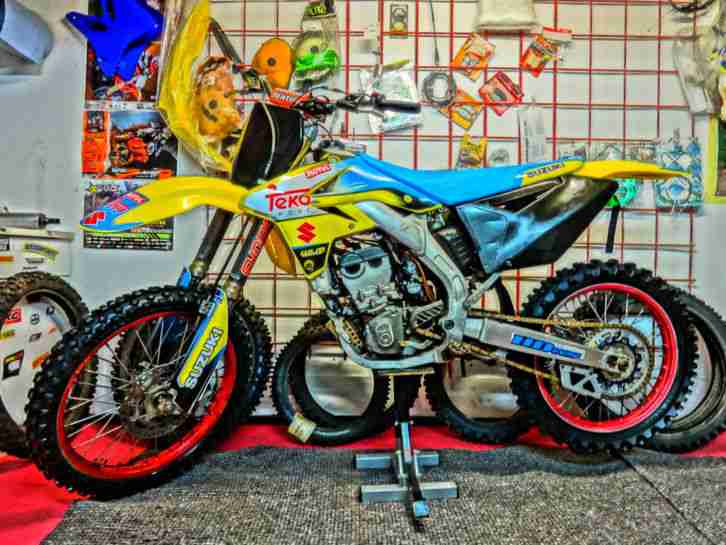 RMZ 250 KXF YZF CRF 4 Takt Modell 2007