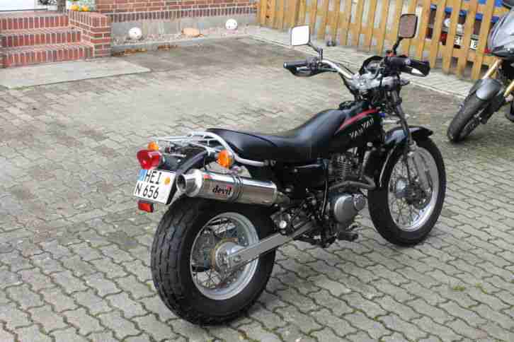 Suzuki RV 125 Van Van