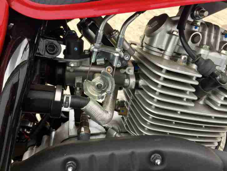 Suzuki RV 125 Van Van*wie neu*2631 KM*Tüv Neu*1.Hd*Scheckheft*Bestzustand*