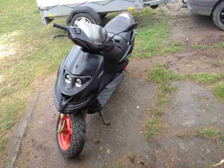 Suzuki Roller 50ccm frisiert (80-90km/h)