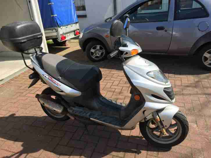 Suzuki Roller 50er Baujahr 2001