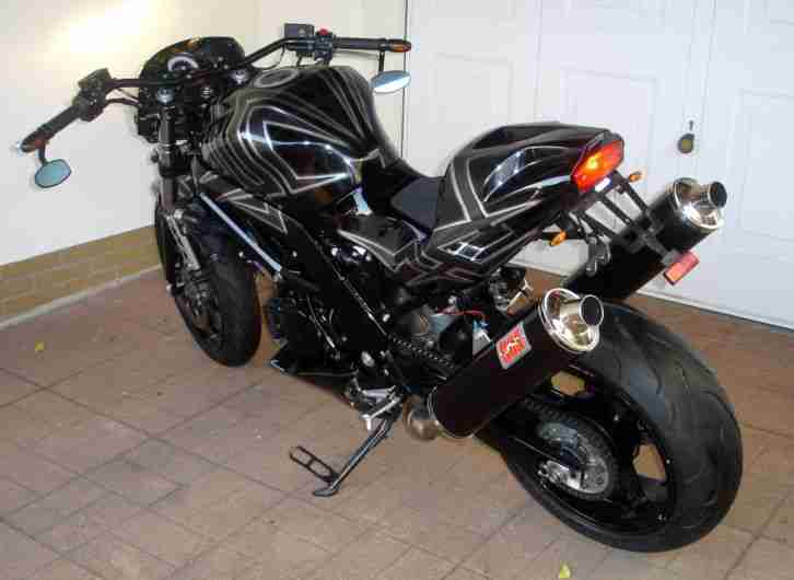Suzuki SV 1000 Streetfighter Motorrad - Suzuki Motorrad - Einzelstück - Big Bike