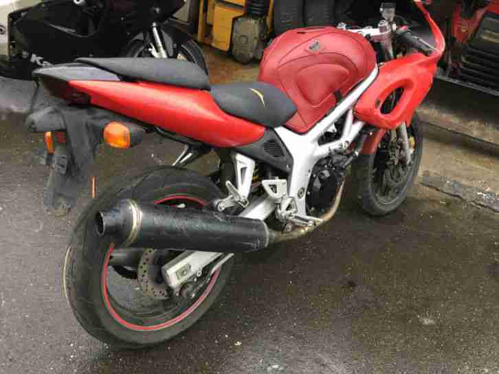 Suzuki SV Bastlermotorrad Bj: 2000