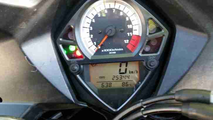 Suzuki SV650 Bj. 2004 * 26´t KM * TÜV 04´17