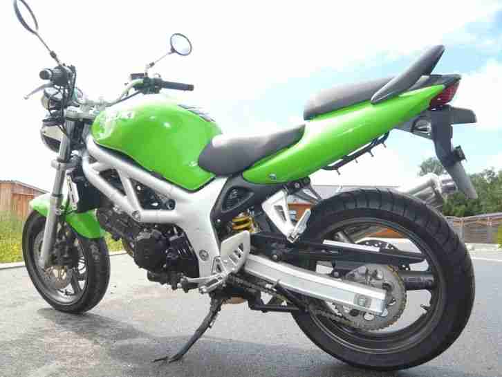 Suzuki SV650 in KAWA GRÜN - EZ 2000 / Tüv 04/2015