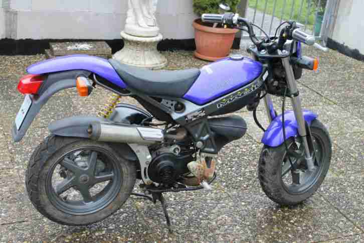 Suzuki TR 50 S Street Magic
