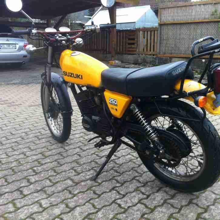 Suzuki TS250 1977