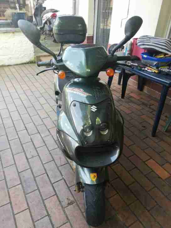 Suzuki UX50 WKleinkrad Roller 50 Km/h
