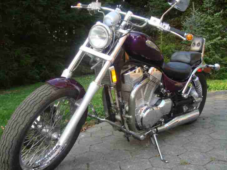 Suzuki VS 1400 Intruder Chopper