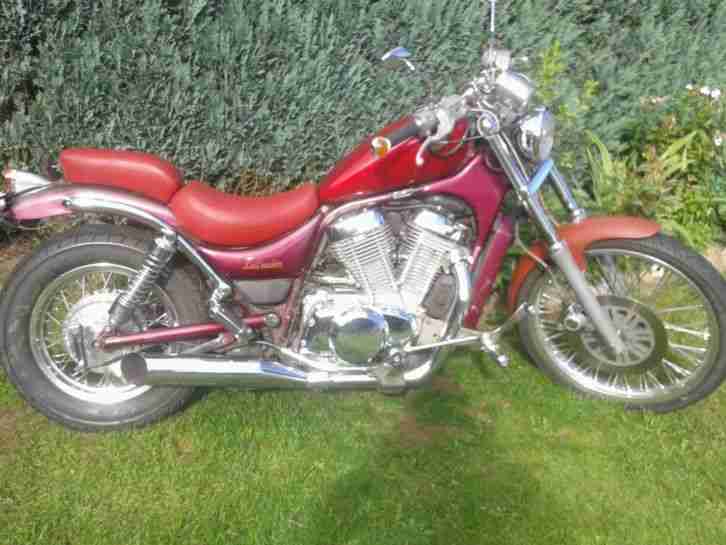 Suzuki VS 750 Intruder