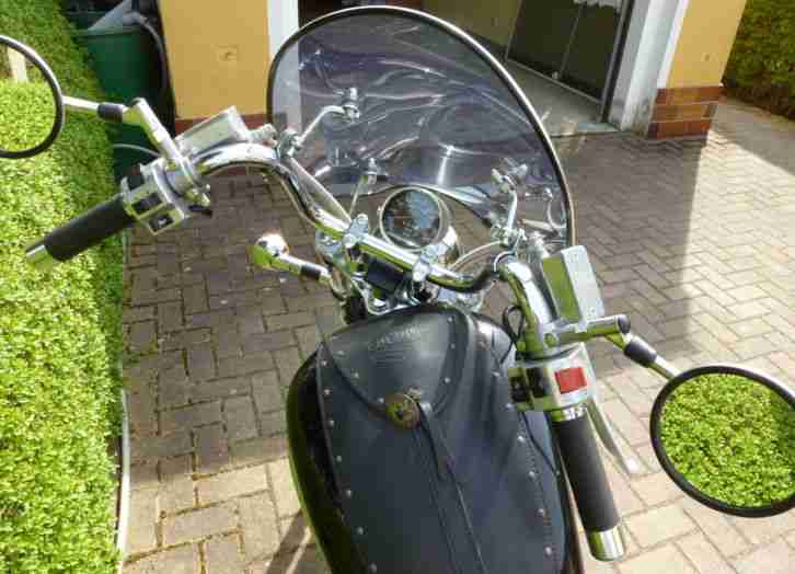 Suzuki VS800 Intruder