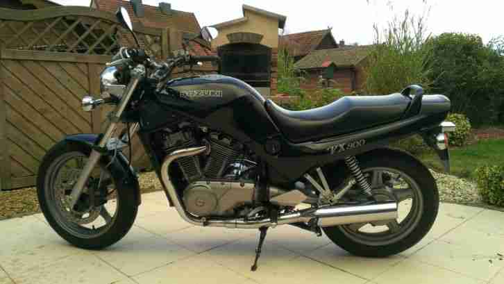 Suzuki VX 800, Naked Bike, Gepflegter Zustand