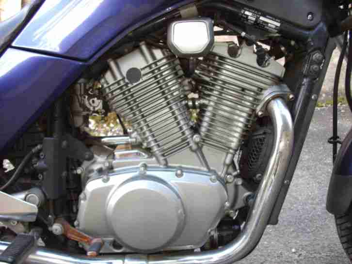 Suzuki VX800