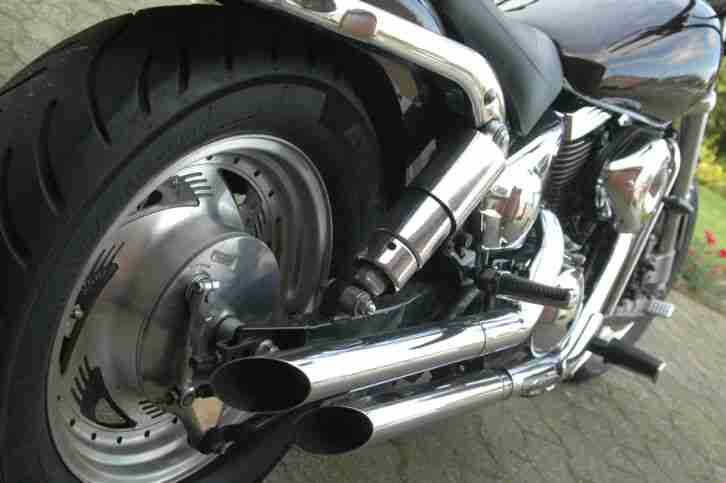 Suzuki VZ 800 MARAUDER div. Umbauten TÜV 6/16 TOP Zustand