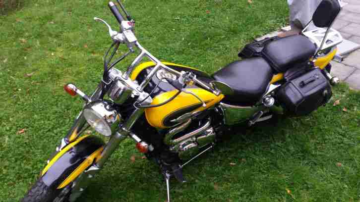 Suzuki VZ 800 Marauder