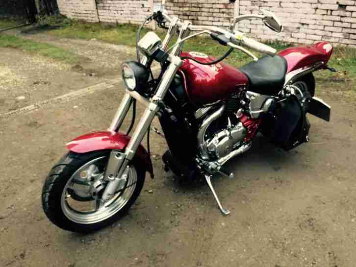 Suzuki VZ 800 Marauder Costum Umbau Top Zustand