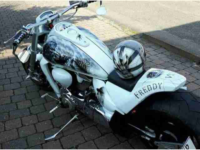 Suzuki VZR 1800