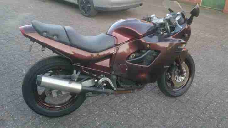 Suzuki gsx 600 f