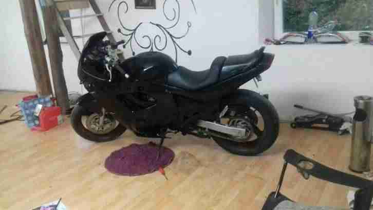 Suzuki gsx 600 f