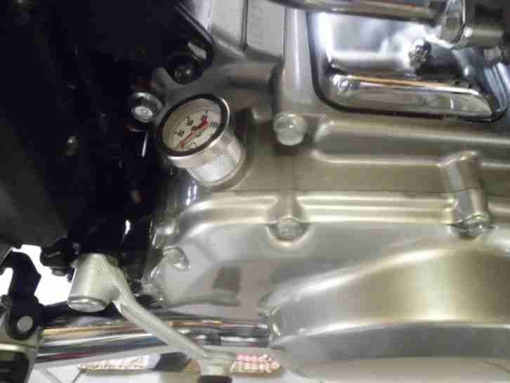 TOP SUZUKI VX 800