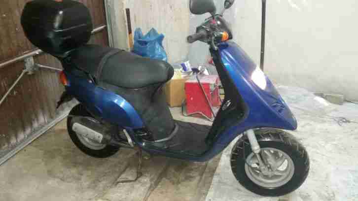 TPH 50 Piaggio Blau ink. Koffer