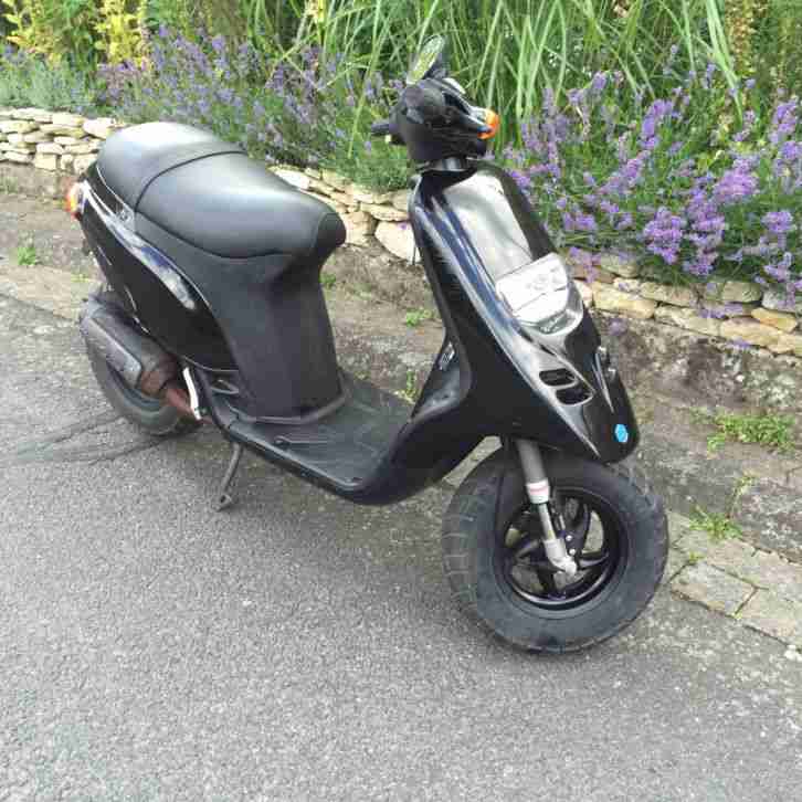 TPH 50 Roller Piaggio Typhoon schwarz