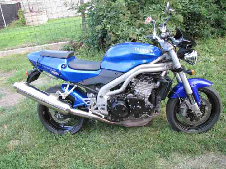 TRIUMPH Daytona 955i