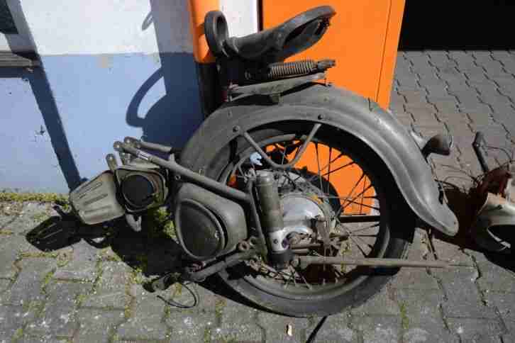 TRIUMPH MOTORRAD HÄLFTE MOTOR DEUTSCHE MARKE BDG 250 SL 250ccm? HINTERES FAHRWER