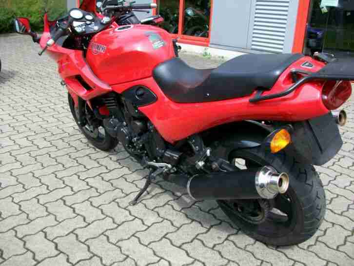 TRIUMPH Sprint Sport Farbe Rot gebraucht