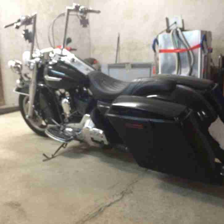 Top Harley Davidson Road King Custom Bj.04