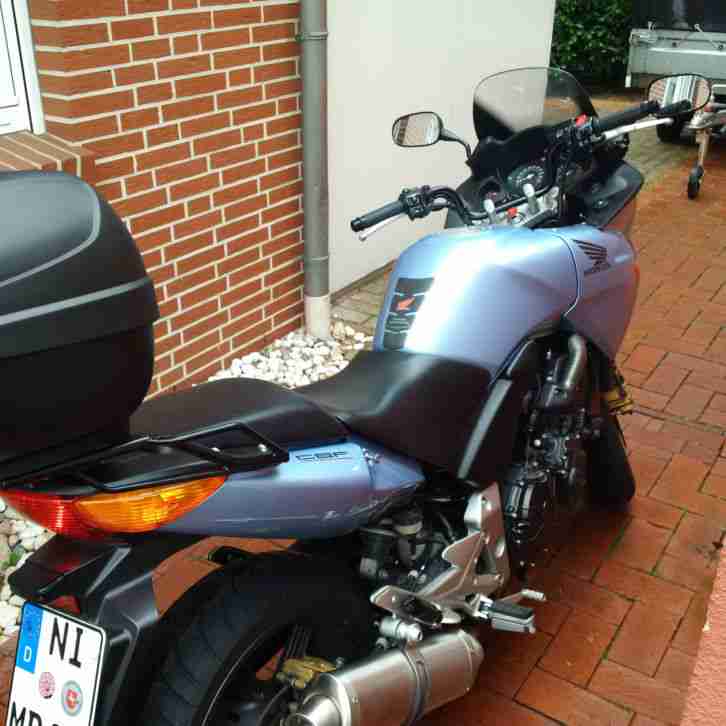 Top Honda CBF 600 S, EZ 2006, nur 17326 km