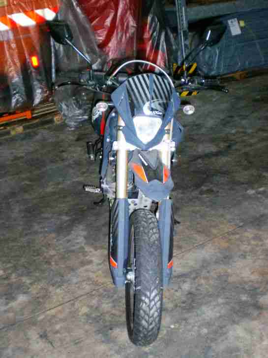Top Luxxon Super Moto 125