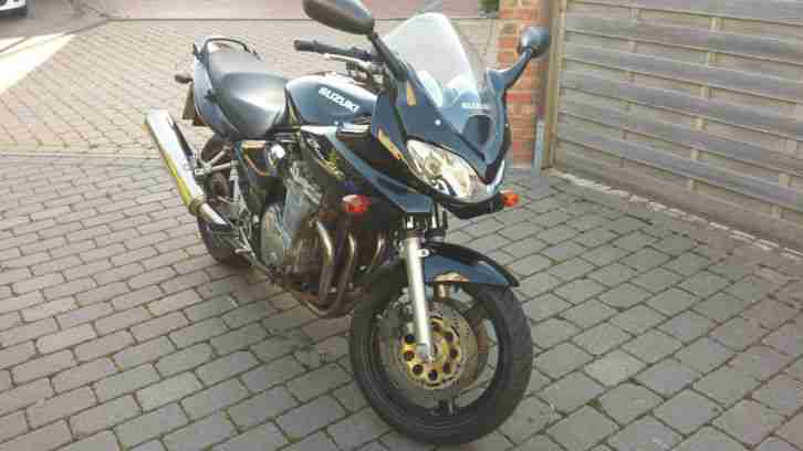 Top-Zustand Suzuki Bandit GSF600S WVA8 Seitenkoffer + QL-Träger unfallfrei