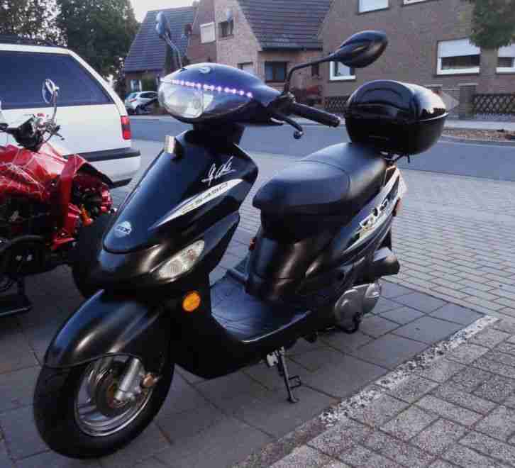 Top-gepflegter Rex Roller RS 450 Street,Black Edition,50 ccm,1.Hand,Top Case