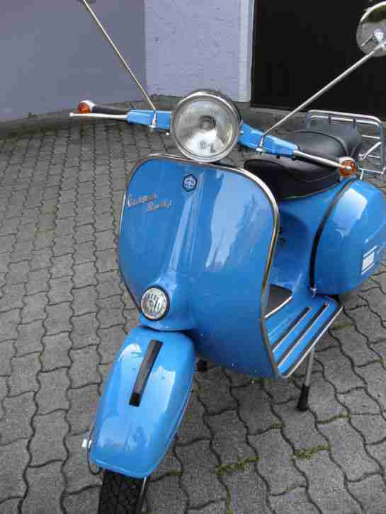 Traumhafte Vespa Rally 200 in Originalfarbe "Azzuro-cina"